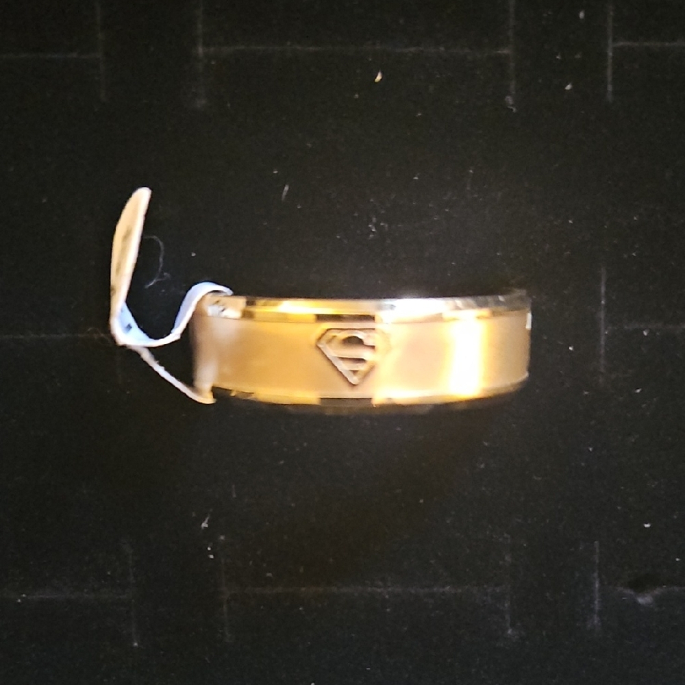 New Gold Superman Ring Size 9